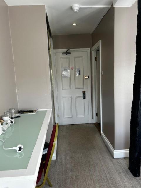 The Limes Bar And Hotel Needham Market Eksteriør bilde